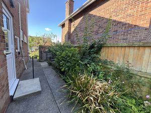 Side garden/path- click for photo gallery